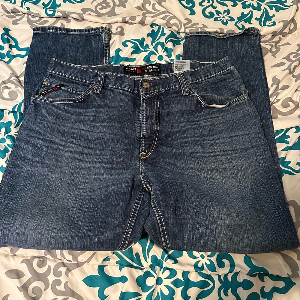 38 X 32 FR Ariat Jeans